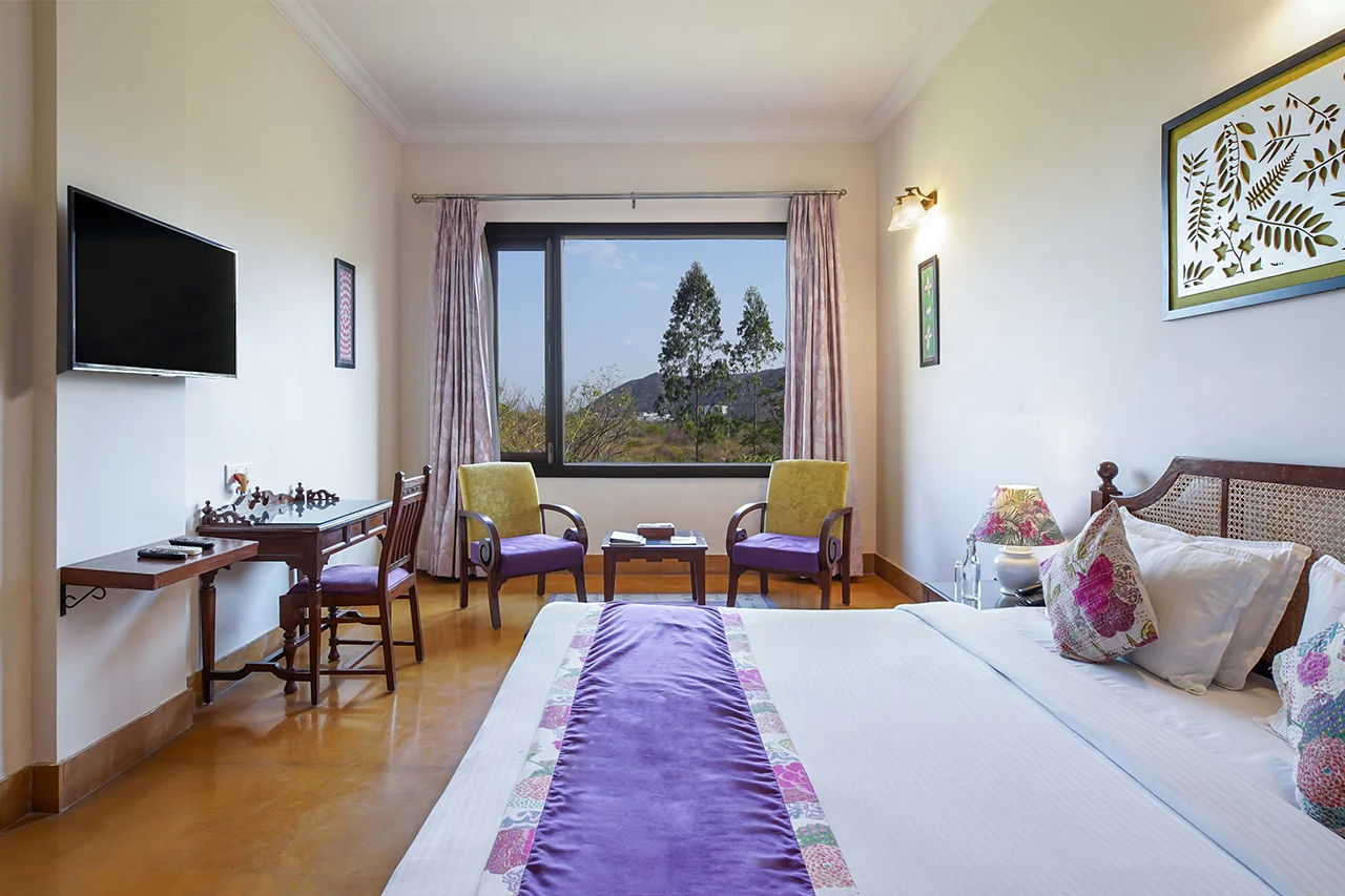 Luxury-4 star hotel in Udaipur with rooms