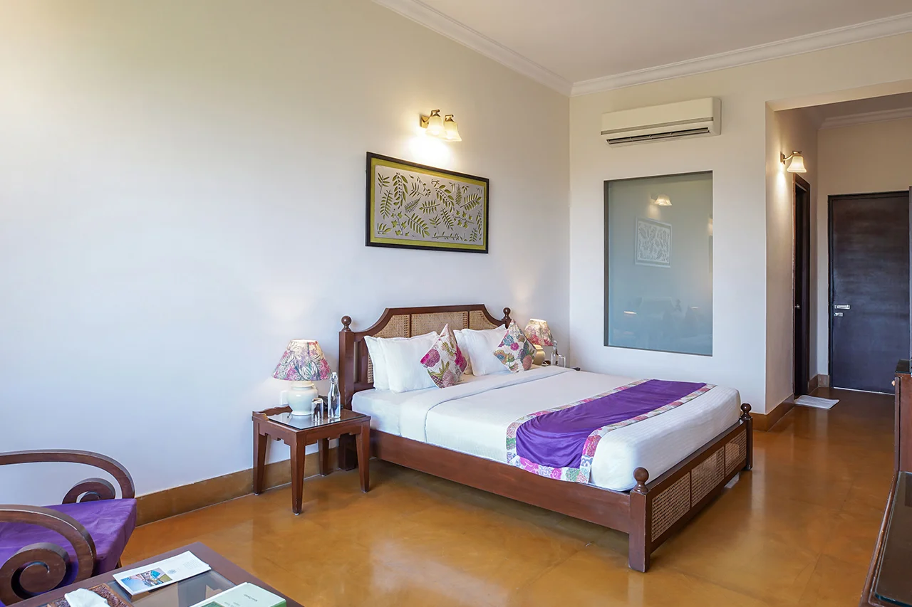 Top 4 star hotel in Udaipur rajasthan with rooms